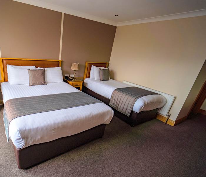 Ballyliffin Lodge bedroom